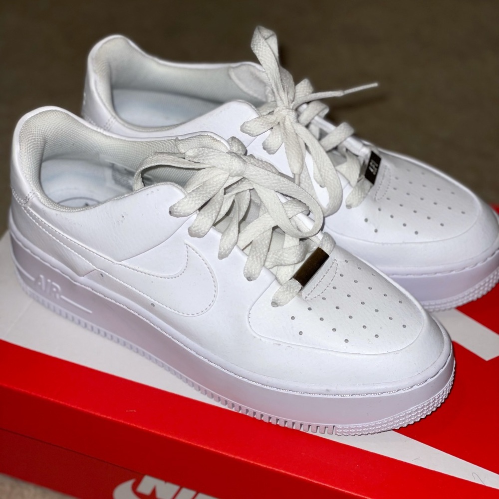 Nike Air Force 1 shadow white